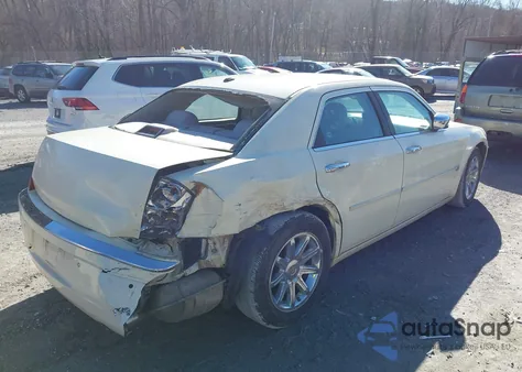 2006 Chrysler 300C z USA, uszkodzony, nr VIN 2C3LA63H16H306275